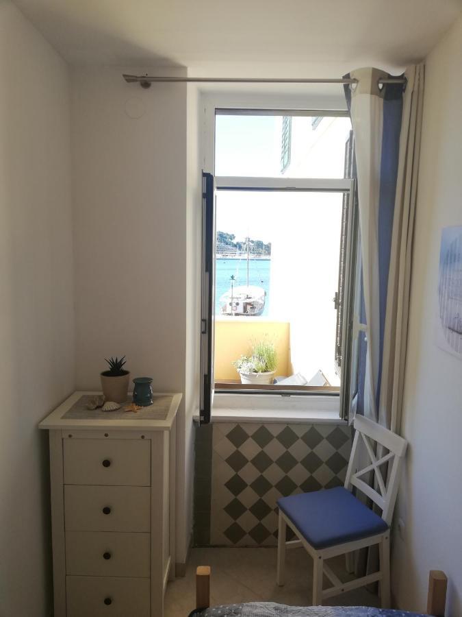 Center Of Rovinj, Sea View Apartment エクステリア 写真